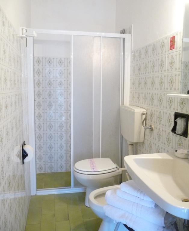 Hotel Ariston 比萨 客房 照片