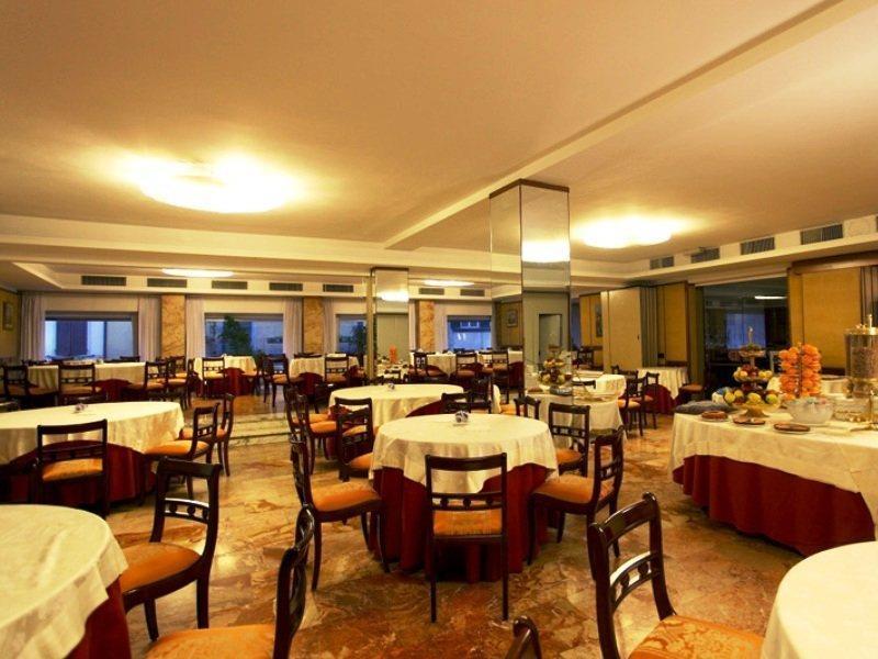 Hotel Ariston 比萨 外观 照片