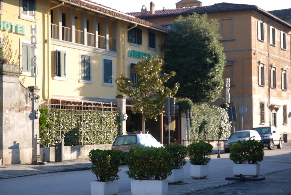 Hotel Ariston 比萨 外观 照片